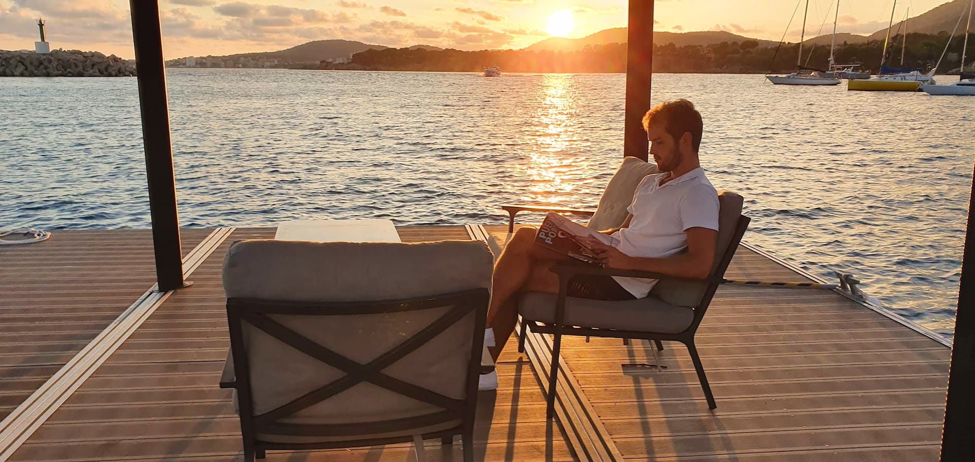 Carlos Martín Pavón working on a dock